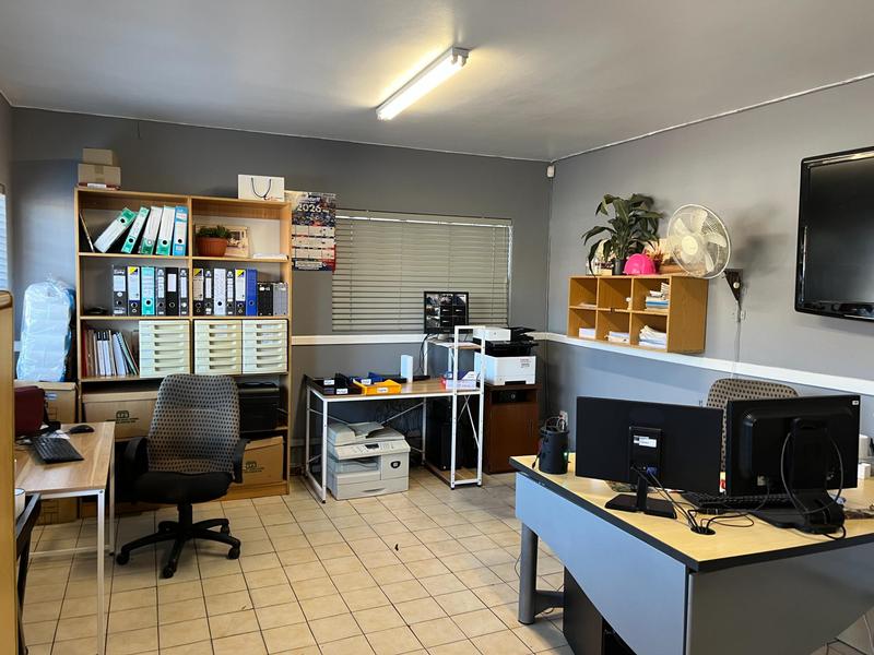 To Let Commercial Property for Rent in Montague Gardens Western Cape
